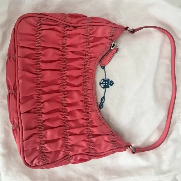 Prada Hobo Tessuto Gaufre with Saffiano - Picture 4 of 10